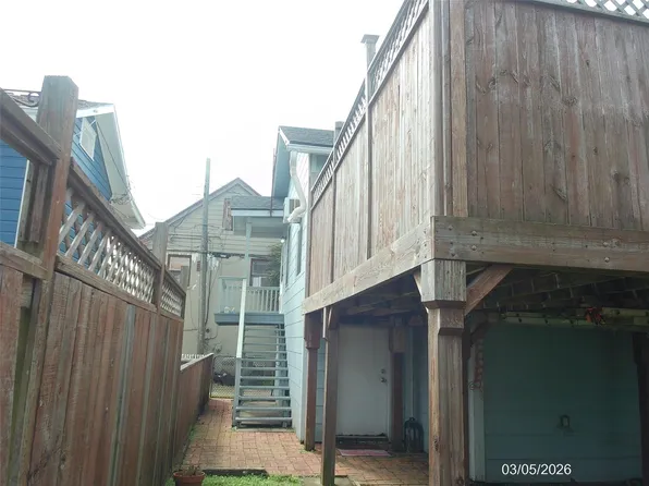 4619 Avenue S #2, Galveston, TX 77551