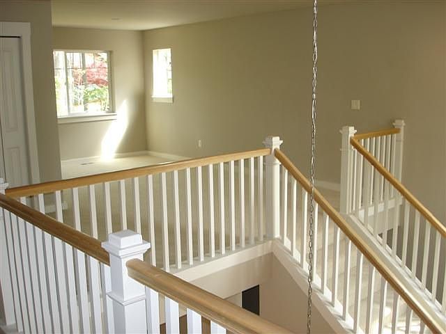 2nd image of 4819 Bering St