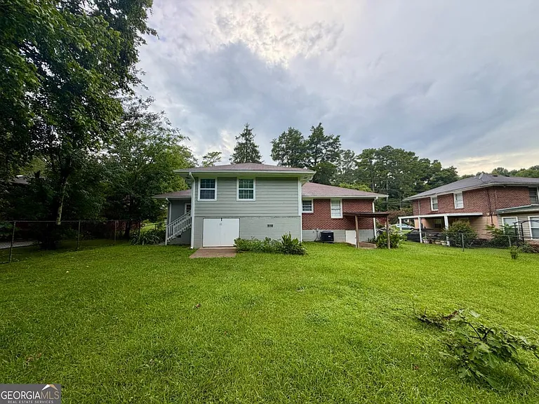 2442 Antwerp Dr SE — Photo 20