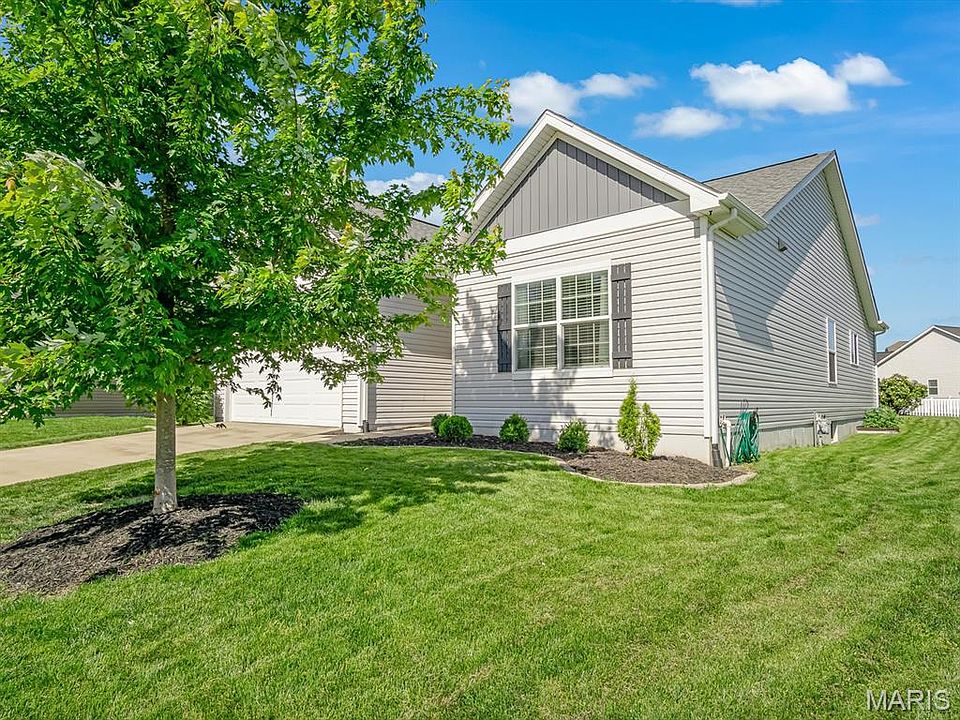 1st image of 813 Hawkridge Run