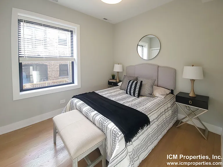 4407 N Seeley Ave #33BB — Photo 3