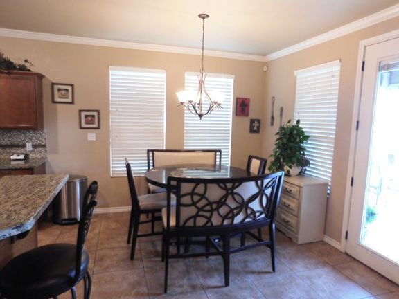 5th image of 9404 Holiday Dr
