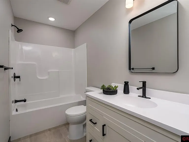 3108 Scotch Ln — Photo 2