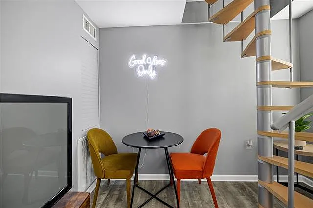 206 Edwin Neill Way — Photo 13