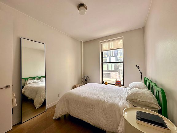 2nd image of 248 10th Ave APT 2A