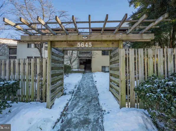 5645 Harpers Farm Rd Unit C, Columbia, MD 21044