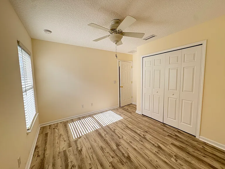 205 N Hidden Tree Dr — Photo 25