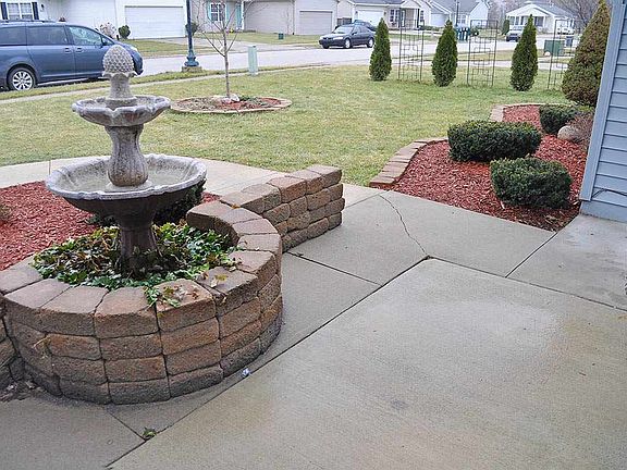 3rd image of 1618 Tippecanoe Dr