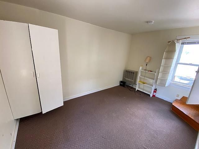 2nd image of 114 King St #E