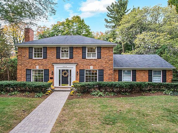 3rd image of 2515 Covington Pl
