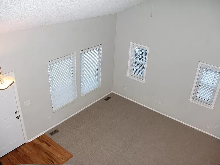 7029 S Dudley St — Photo 4
