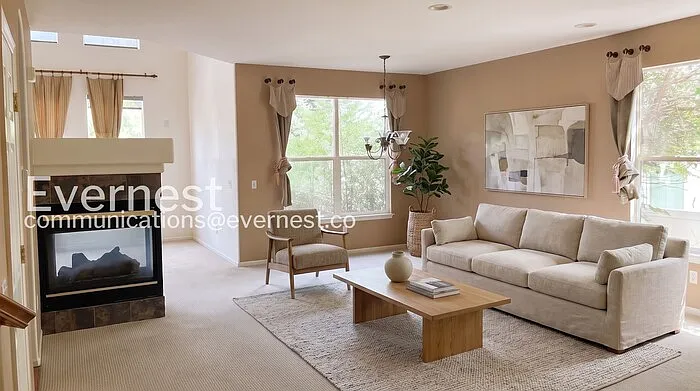 4 bed, 2.5 bath, 2800 sqft, $2,850 — Photo 2