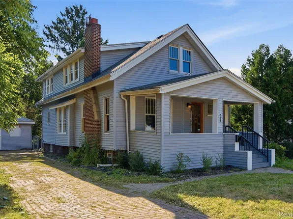 91 Oneida St, Pontiac, MI 48341