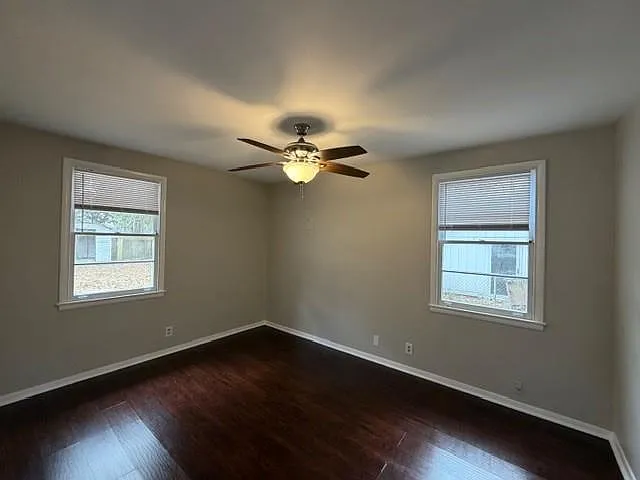 914 David Langan Dr W — Photo 15