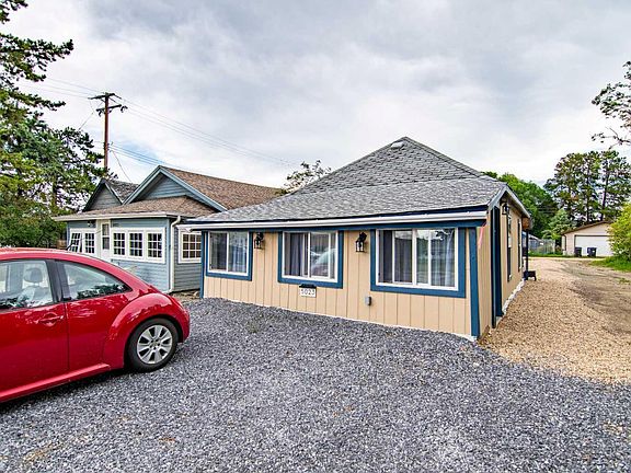 2nd image of 5023 44th St