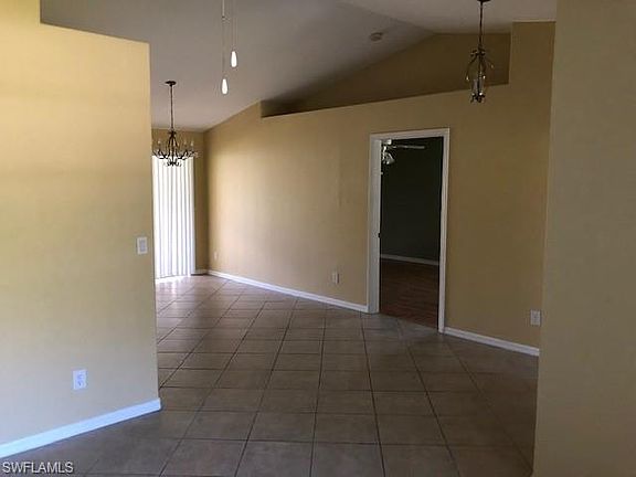 2nd image of 2611 Queen Dr Unit 2