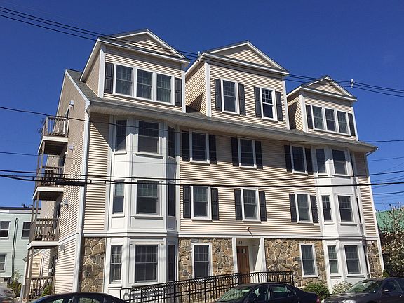 2nd image of 12 Rose St #G