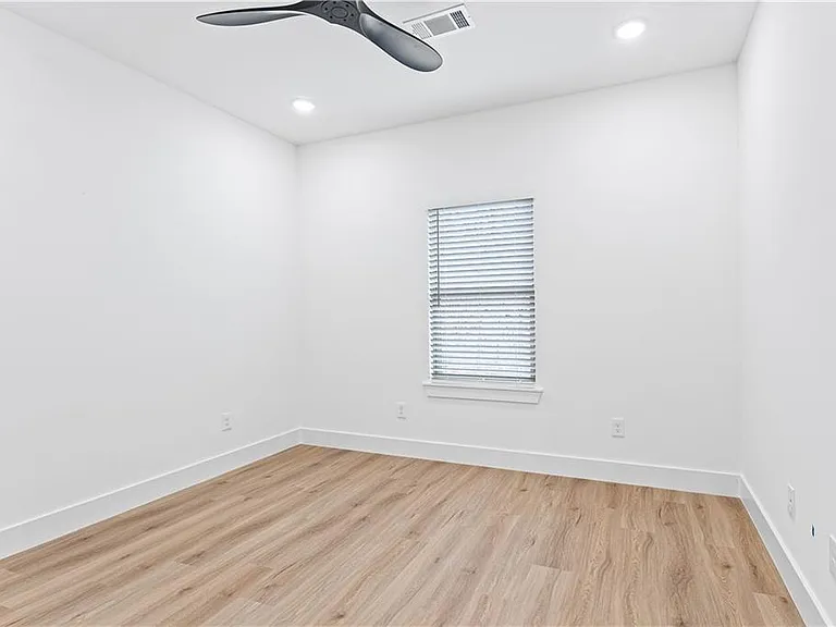 16 Celtic Dr — Photo 20