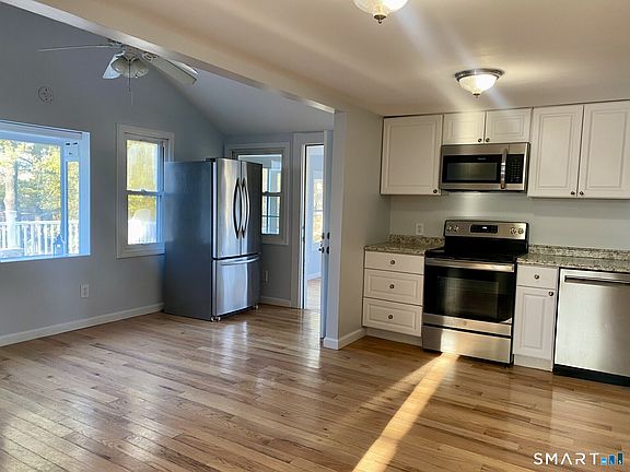 4th image of 15 Baxter Road