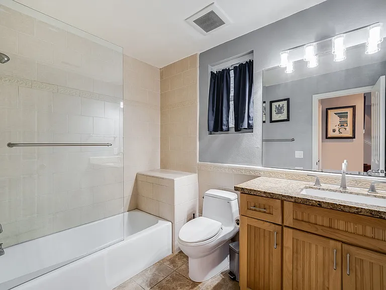 34032 Bedford Ln — Photo 12