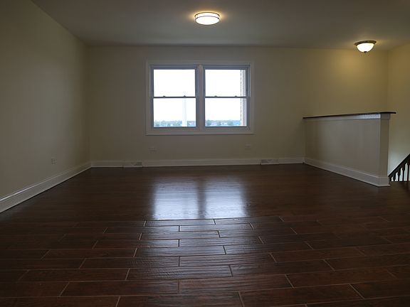 3rd image of 7701 S Melvina Ave