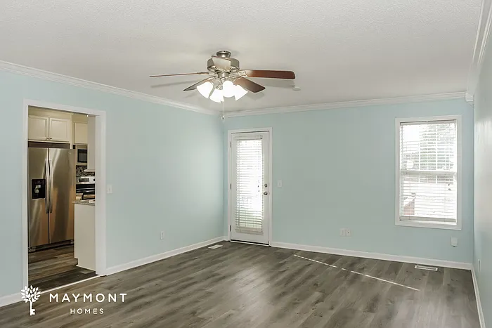 3 bed, 2.0 bath, 1131 sqft, $1,495 — Photo 3