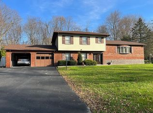 12 Lor Mar Ct, Wappingers Falls, NY 12590