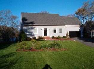 15 E Edgewater Dr, Wareham, MA 02571