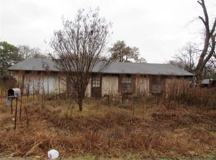 1307 E Titus St, Mexia, TX 76667