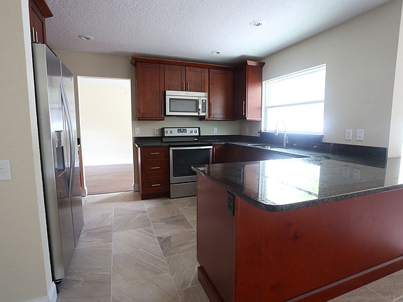 3rd image of 3545 Jericho Dr