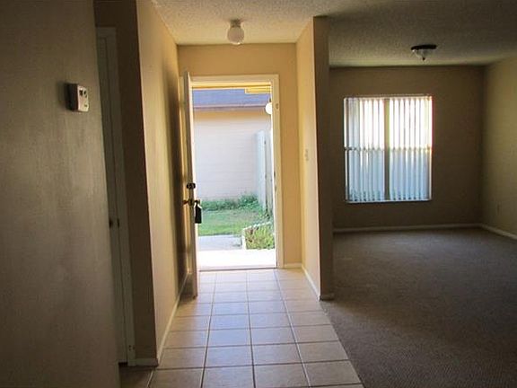 2nd image of 3226 Arrowhead Ln