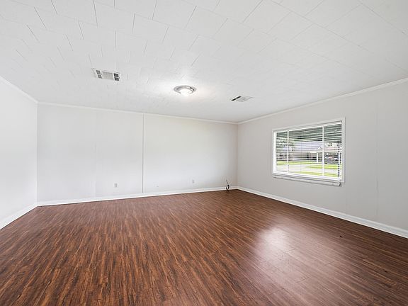 3rd image of 1516 Anita St