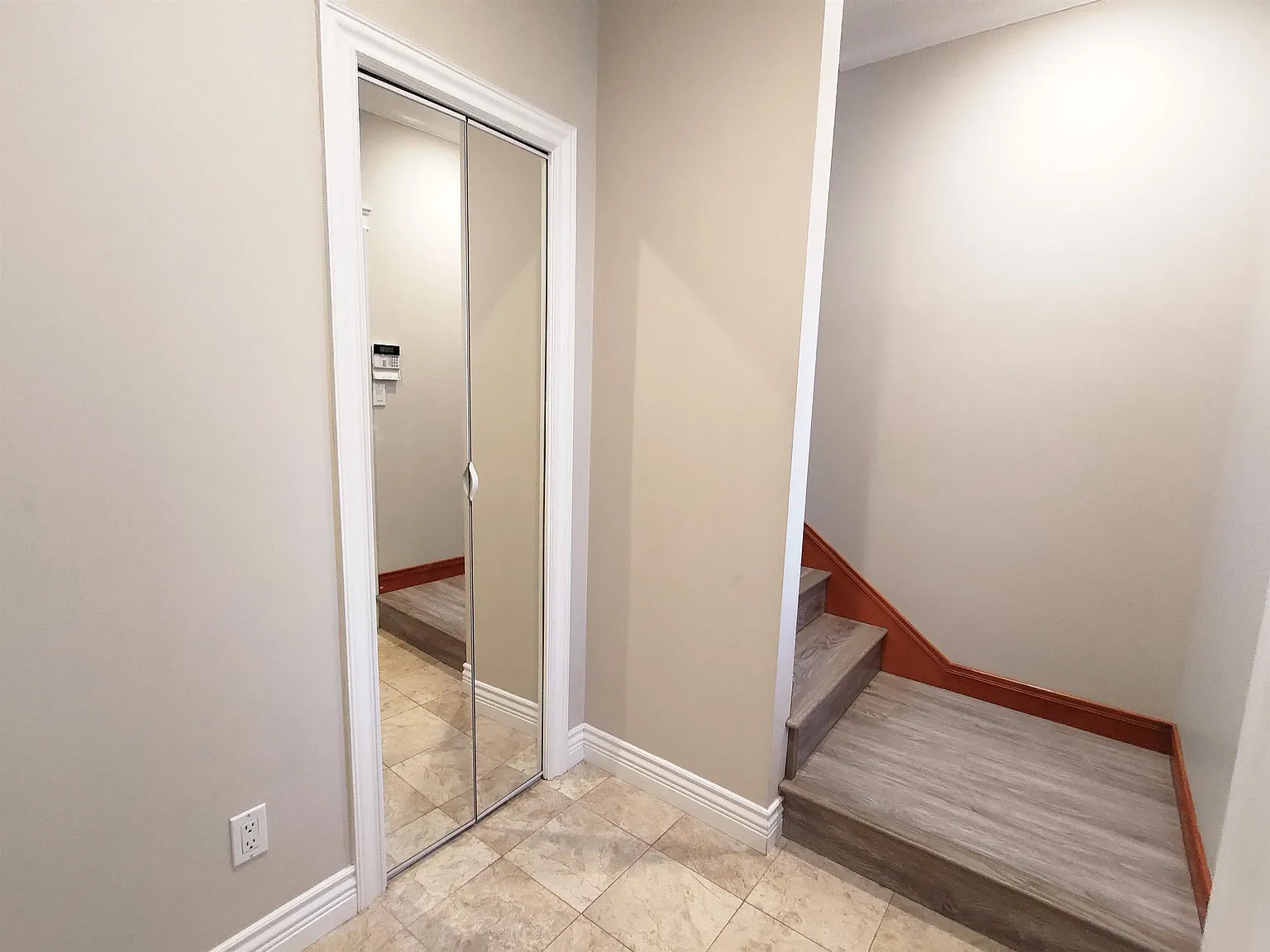 3 bed, 1000 sqft, $3,450 — Photo 4