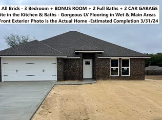 5445 Lee Farm Blvd, Crestview, FL 32531