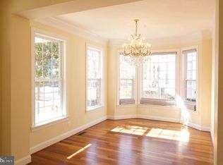 9780 Maple Trace Cir, Fairfax, VA 22032