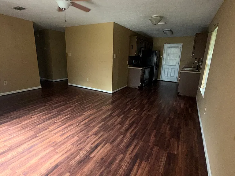2540 Sapphire Dr — Photo 4