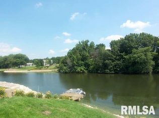 72 Rustic Lake Dr, Colona, IL 61241