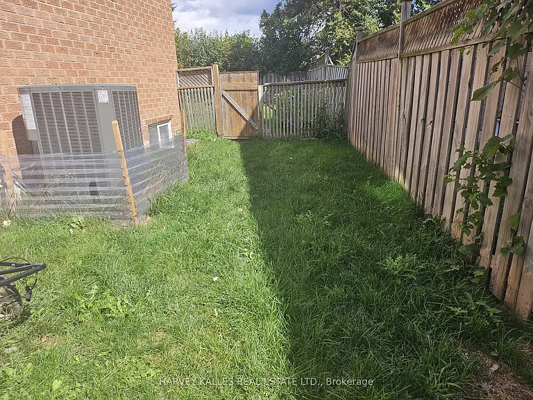 72 Willowbrook Dr #BASEMENT — Photo 14