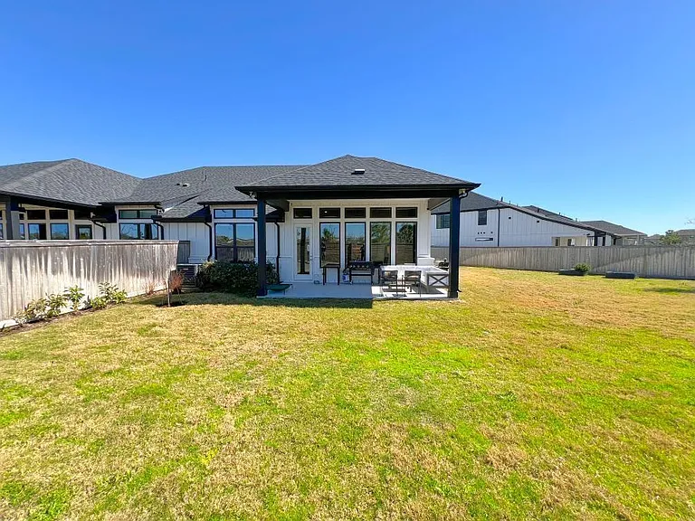 15335 Leal Rancho Ct — Photo 23