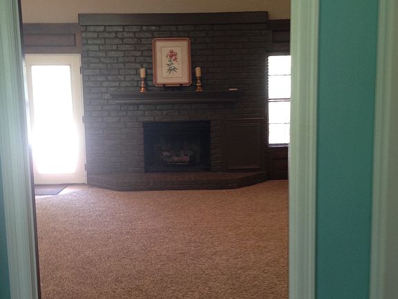 4th image of 5903 Echo Lake Ln