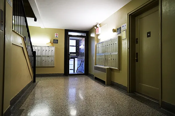 Sold by City Express Realty LLC | media 24