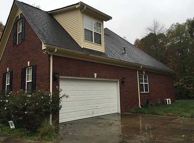 2nd image of 1922 Crossbridge Dr