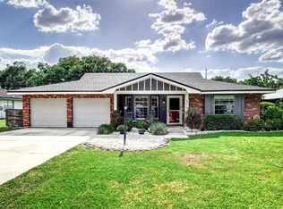 4611 Valley View Dr W, Lakeland, FL 33813