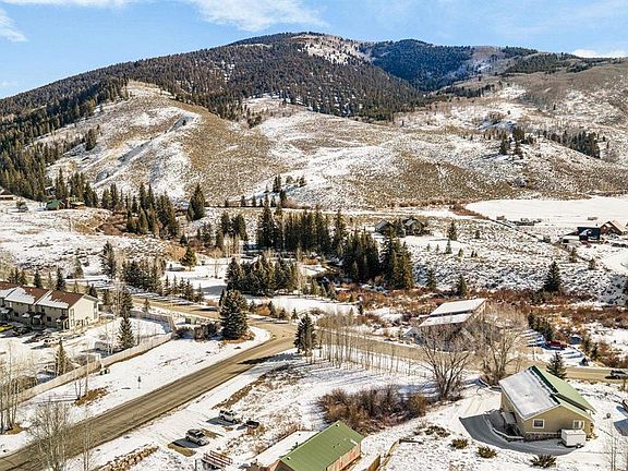5th image of 147 Cement Creek Road