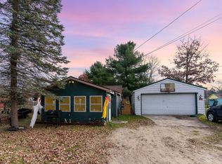 4182 W Oakley Rd, Harrison, MI 48625