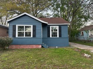 1054 Marine St, Jackson, MS 39213