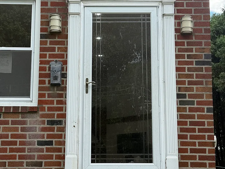 230 N Diamond St — Photo 17