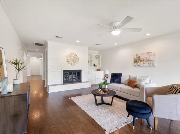 11129 Pinehurst Dr APT C, Austin, TX 78747