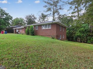 796 Lee Rd, Macon, GA 31204