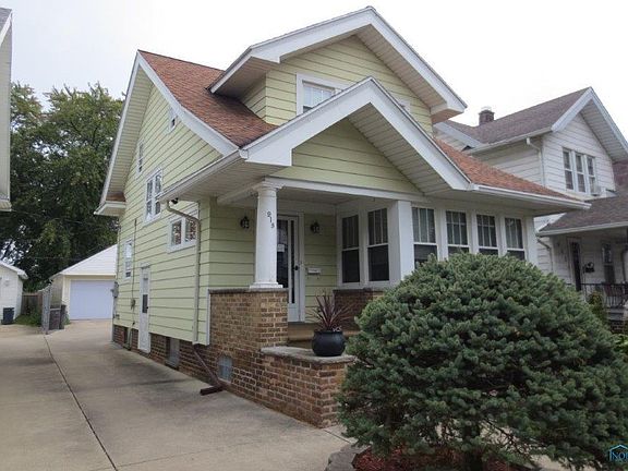 2nd image of 919 Ogden Ave